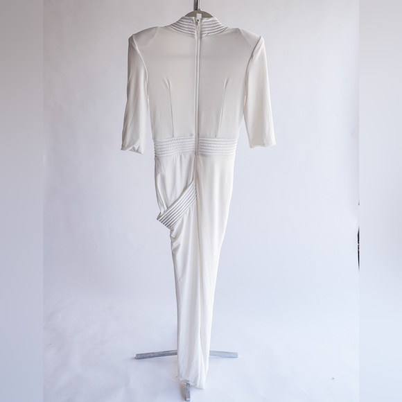 ZHIVAGO SIGNATURE EYE OF HORUS White Long Sleeve V-Neck Dress - Picture 12 of 16